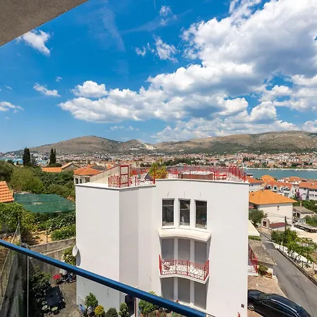 Apartament Fly Trogir